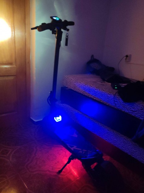 kukirin a 1, hts kerekes,800w motoral