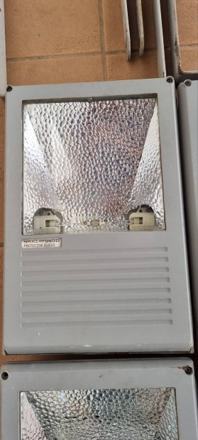kültéri lámpa, fémhalogén izzós 70W