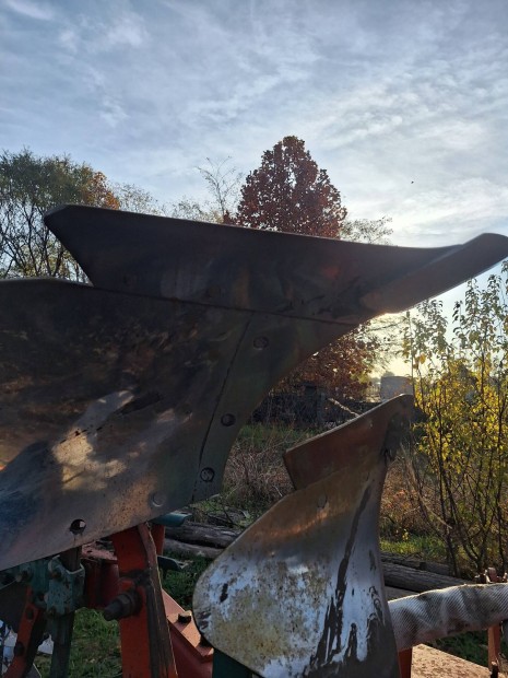 kvernelad 3 fejes eke 