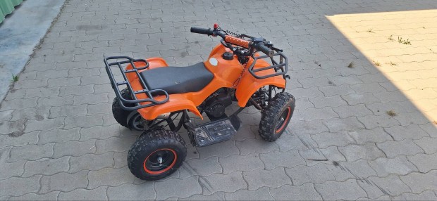 kxd gyerek quad 
