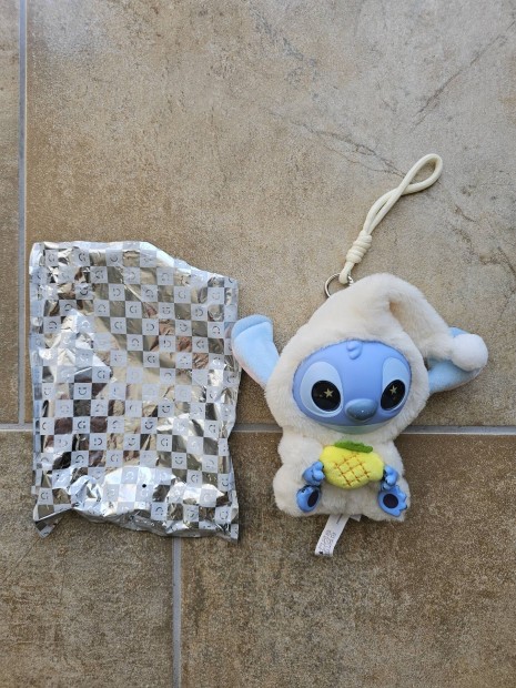labubu stich 4000 vadi j