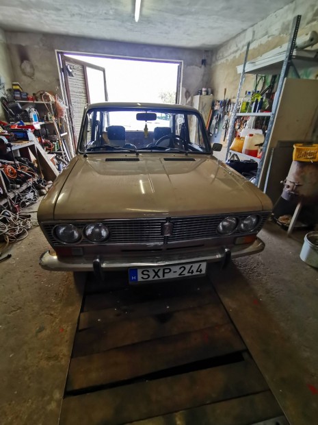 lada 1500 2103 
