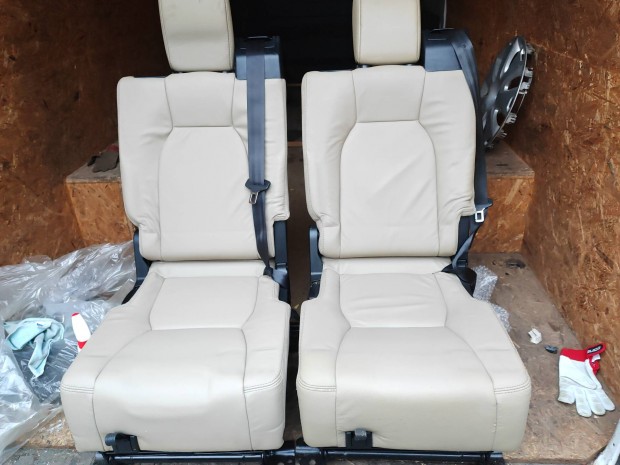 landrover discoveri 4 bőrülések