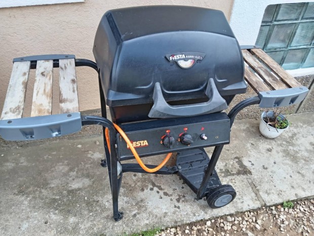 Lavakoves Grill Elado
