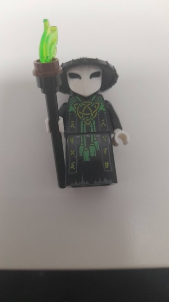 lego ninjago koponyavarzsl figura