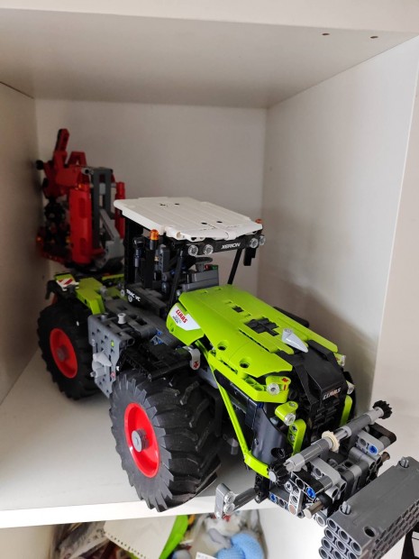 lego technic 42054 xerion 5000 eredeti traktor