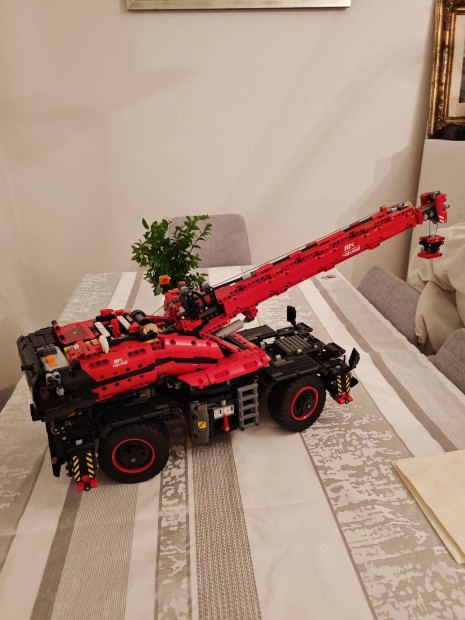 lego technic 42082 piros Mobil daru