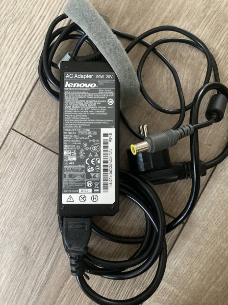 lenovo 65Watt 20V laptop tlt