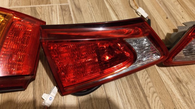 lexus is220d is250 h�ts� faceliftes l�mpasor