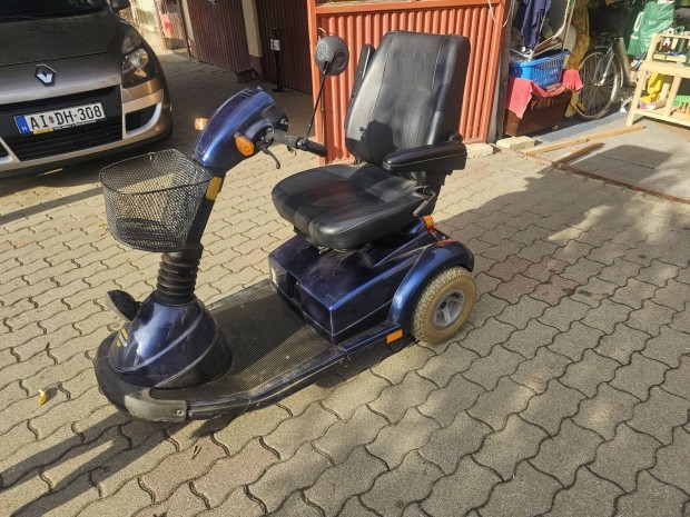 luna elektromos rokant moped 