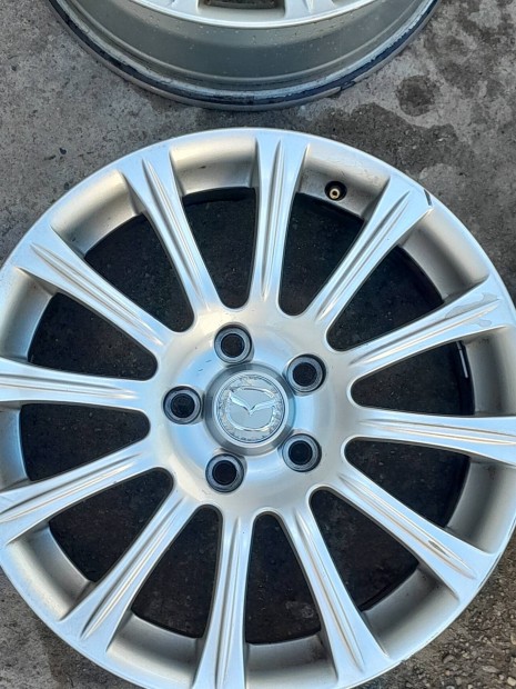 mazda Nissan Mitsubishi Suzuki Toyota Renault r17 5x114.3 felni