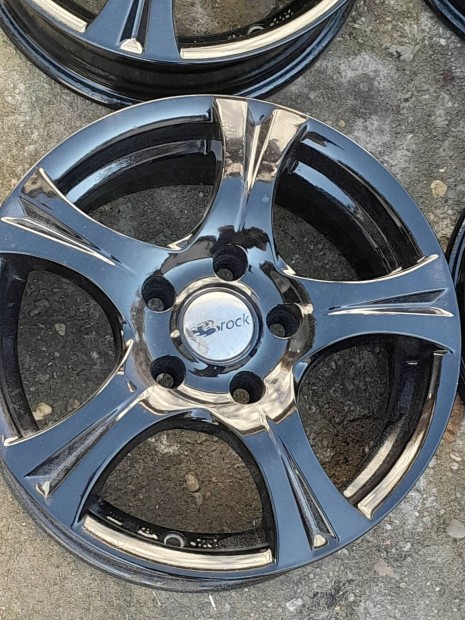 mazda Nissan Mitsubishi Suzuki Toyota kia r15 5x114.3 felni