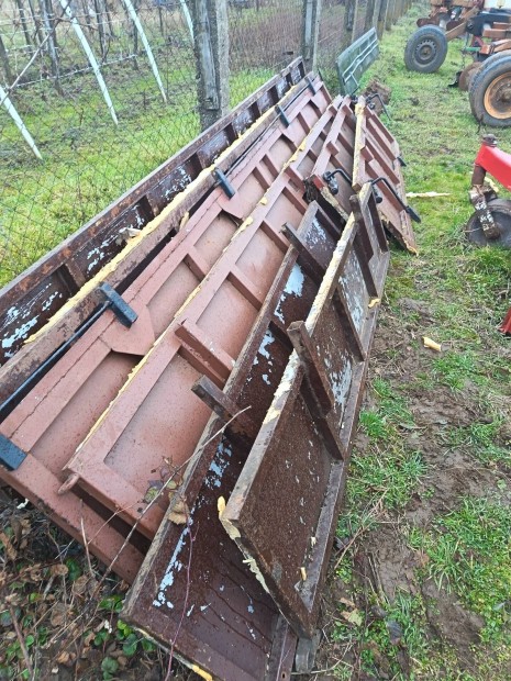 mbp 6.5 p�tkocsi oldalak