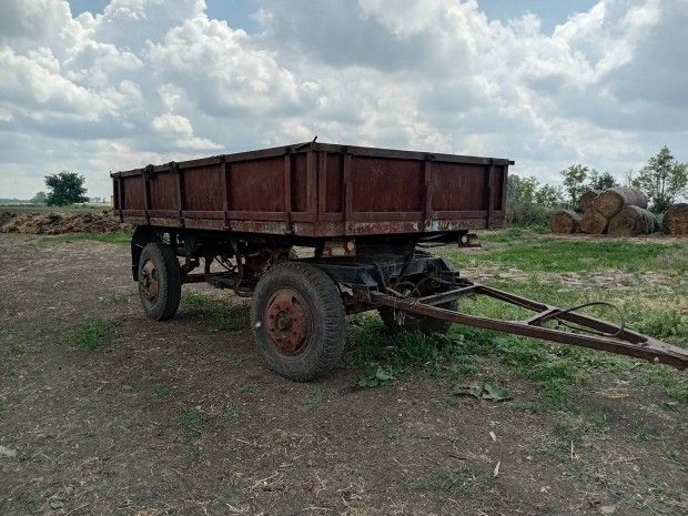 mbp 6,5t billenős pótkocsi 