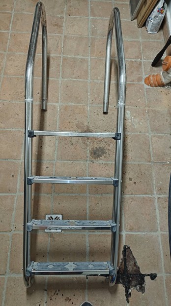 medence ltra Inox 