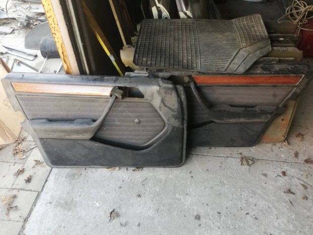 mercedes w124 els� ajt�k�rpit