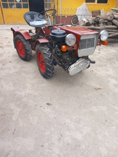 mezőgazdasági gép tz4k traktor munkagép kerti traktor