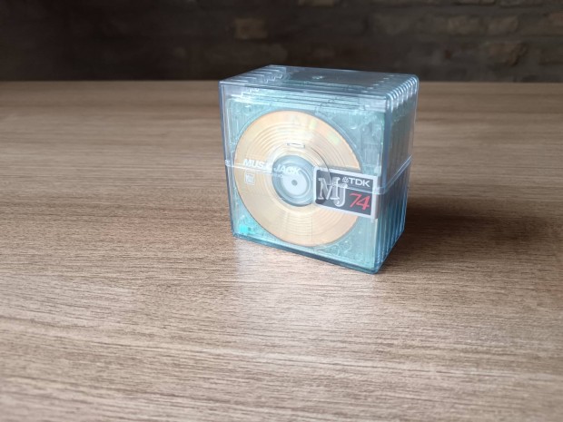 minidisc lemezek tartban (TDK, 6 db lemez) 