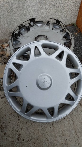 mitsubishi disztarcsa