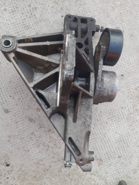 motor tartó.aluminium tartó csonk eladó