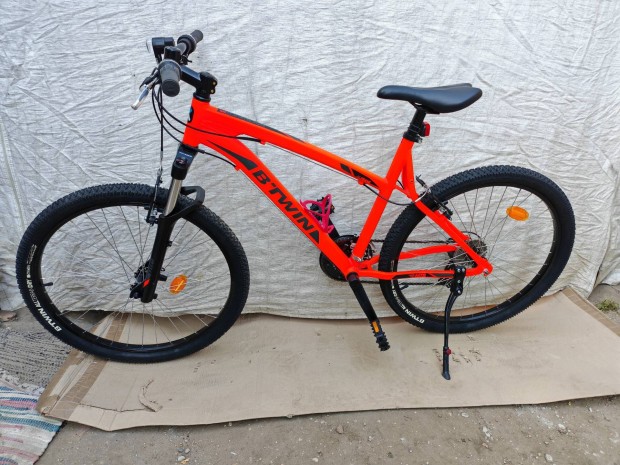mountain bike szinte j