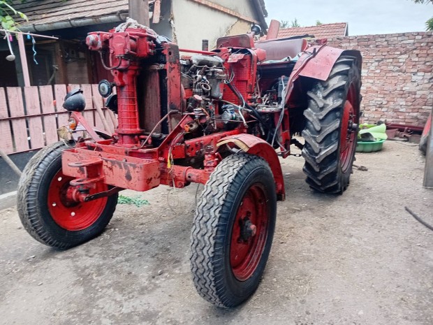 mtz 50-es traktor bontva elad 