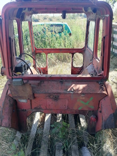 mtz 80 akkumulátor tartó lemezajto