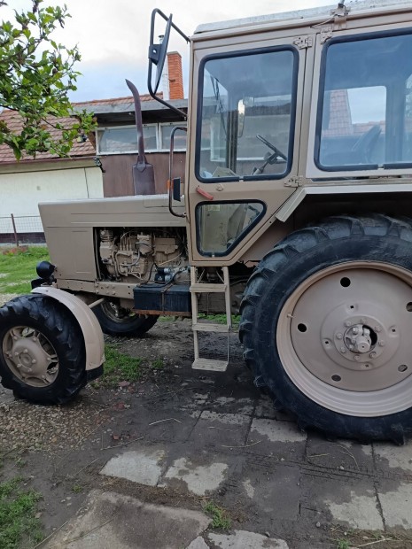 mtz 82 elado