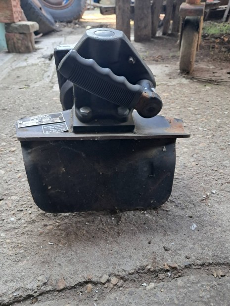 mtz potkocsi húzó eladó.