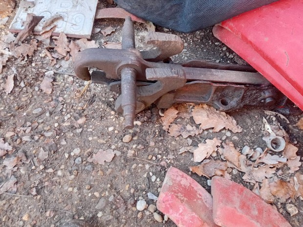 mtz traktor Alkatr�szek 