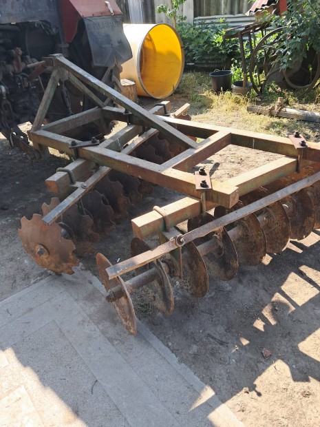 mtz után 220cm tarcsa eladó.