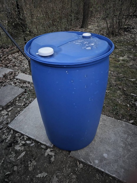 m�anyag  hord� elad� 