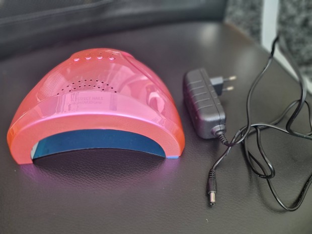 műköröm UV LED lámpa