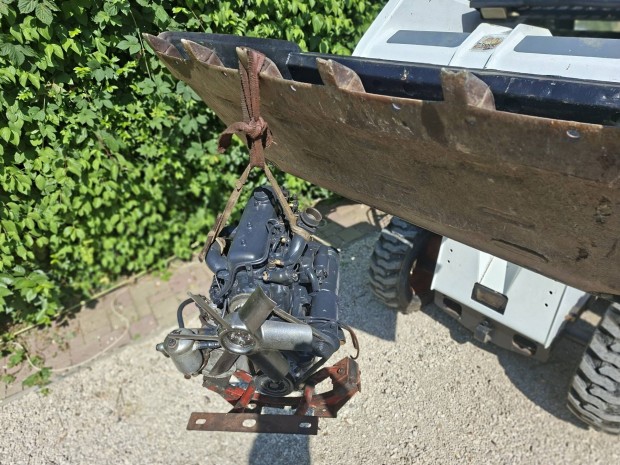 munkagep mercedes OM 636 motor