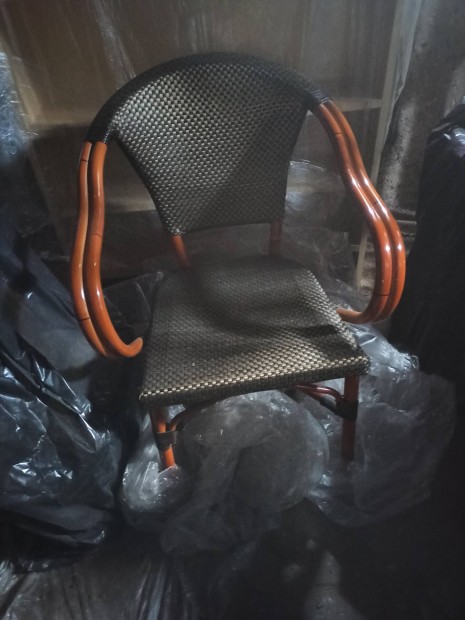 műrattan bambusz vázas karosszék