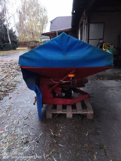 műtrágyaszóró faza sp 600 eladó
