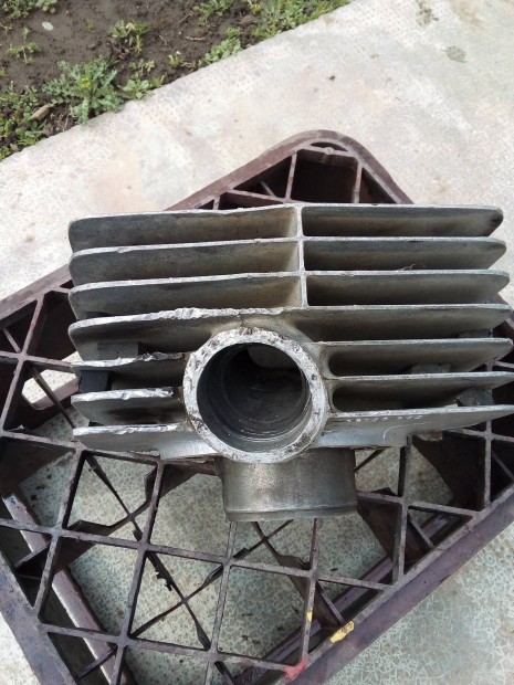mz 250 alkatreszek