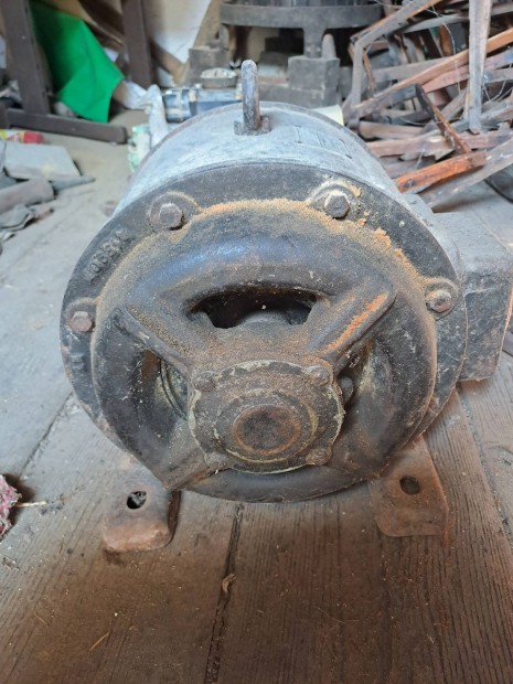 nagy Villany motor