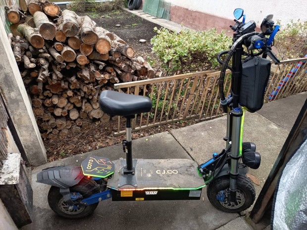 nagyteljestmny elektromos roller Ootd D99 