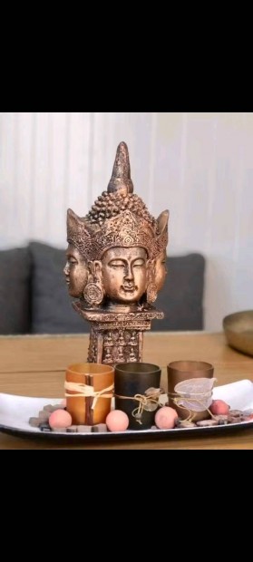 négy arcú Buddha szobor