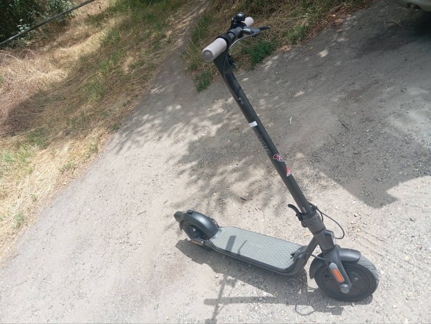 ninebot f25e2 elektromos roller 1 éves