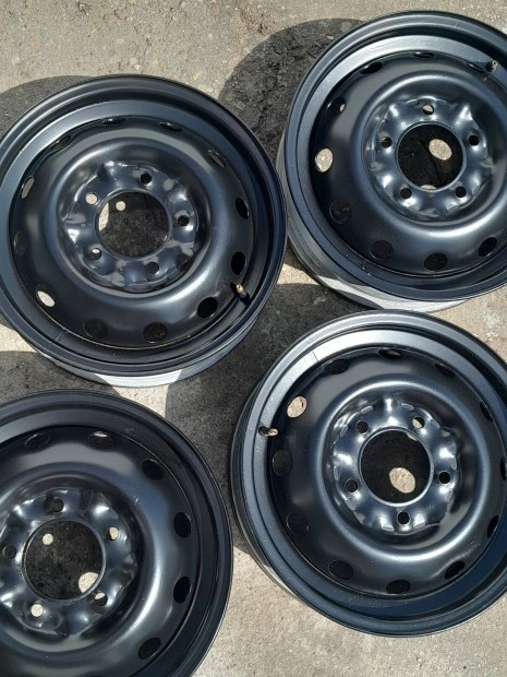 niva Mitsubishi Suzuki Kia Mazda r16 5x139.7 felni