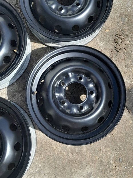 niva Mitsubishi Suzuki Toyota kia mazda r16 5x139.7 felni
