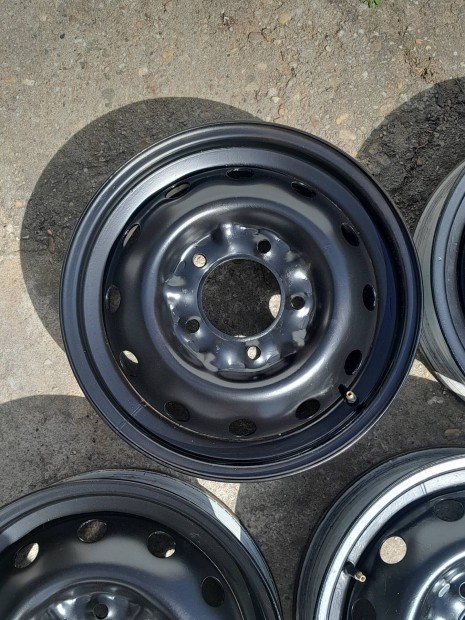 niva Mitsubishi kia mazda Nissan r16 5x139.7