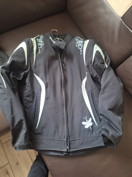 n�i motoros kab�t