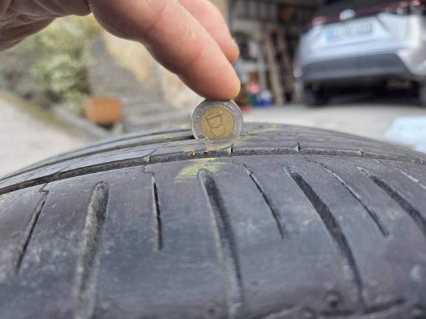 ny�ri gumi falken ziex ze310a