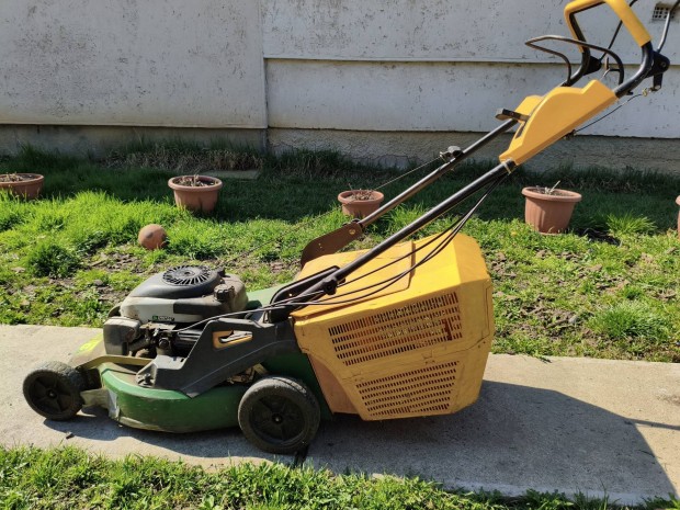 �nj�r� f�ny�r� elad� 