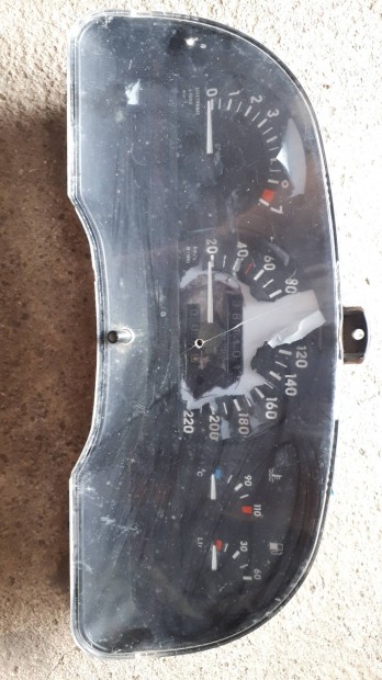 opel Astra F műszerfal óra számlap hibás 90356303 W=1102