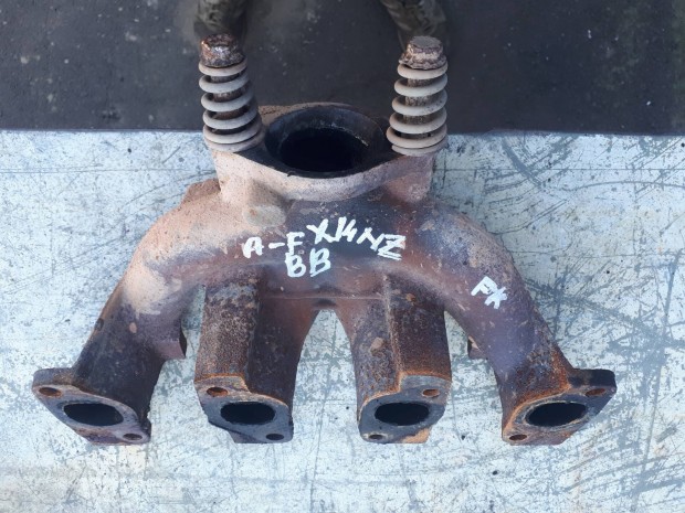 opel astra F 1.4 X14NZ kipufogó öntvény 90400194