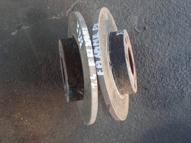 opel astra F, 1.4 , X14nz bontott első féktárcsa